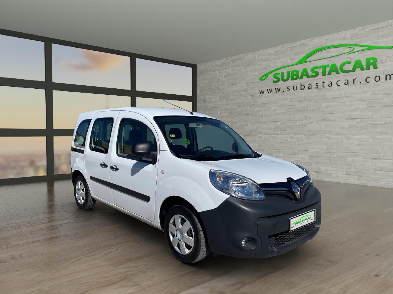 2017 Renault Kangoo KANGOO Combi 1.5dCi Energy Profesional M1-AF 75 coche de segunda mano