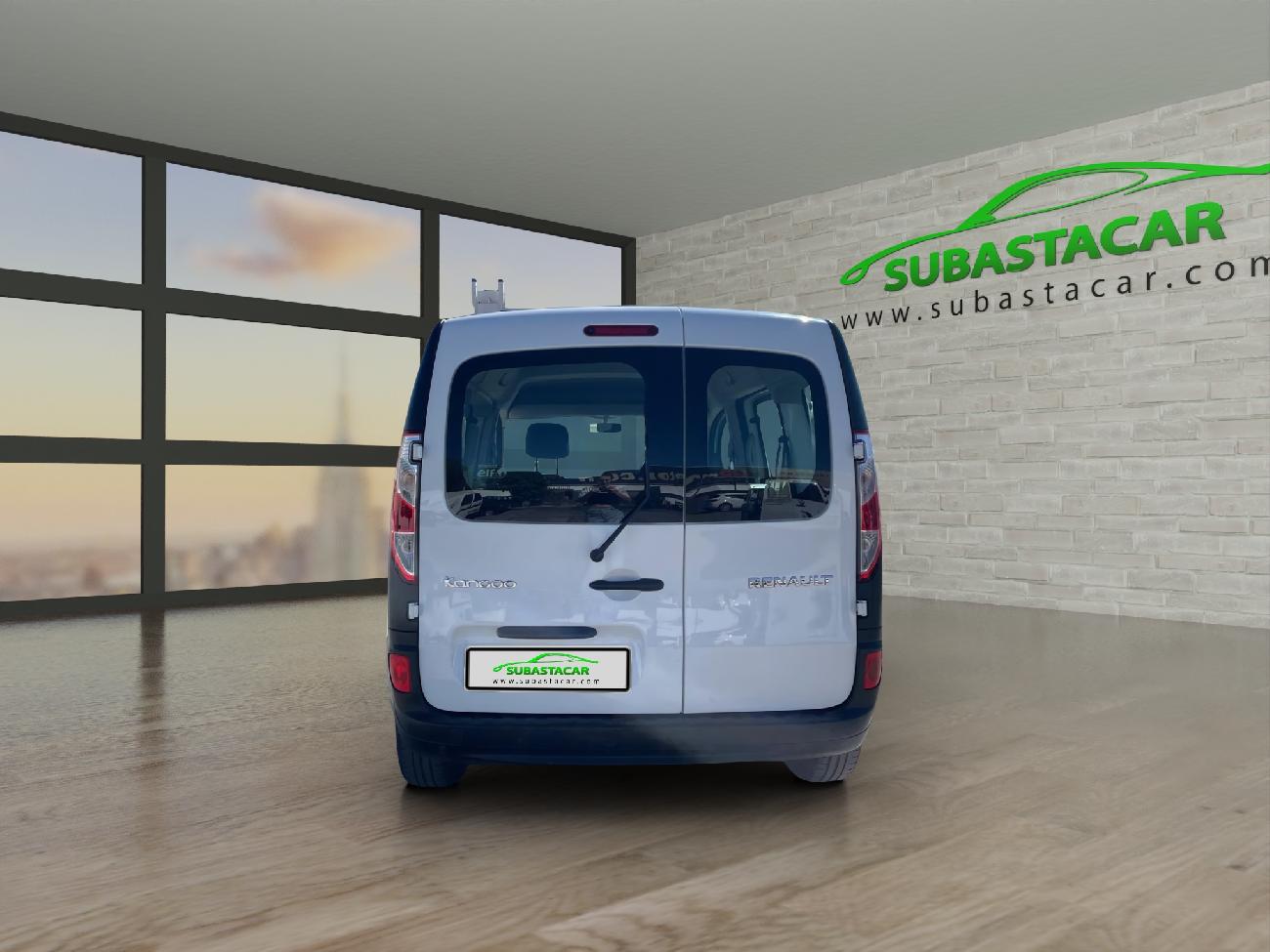 2017 Renault Kangoo KANGOO Combi 1.5dCi Energy Profesional M1-AF 75 coche de segunda mano