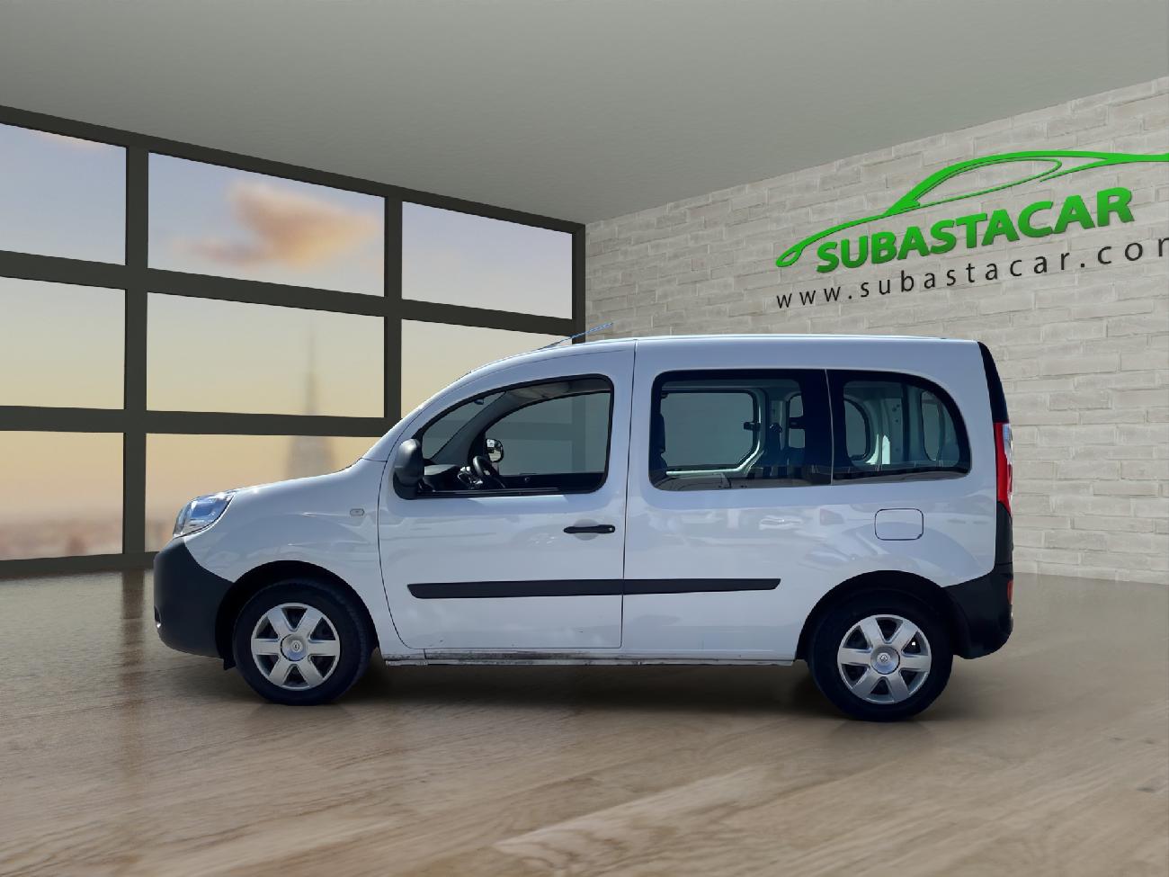 2017 Renault Kangoo KANGOO Combi 1.5dCi Energy Profesional M1-AF 75 coche de segunda mano