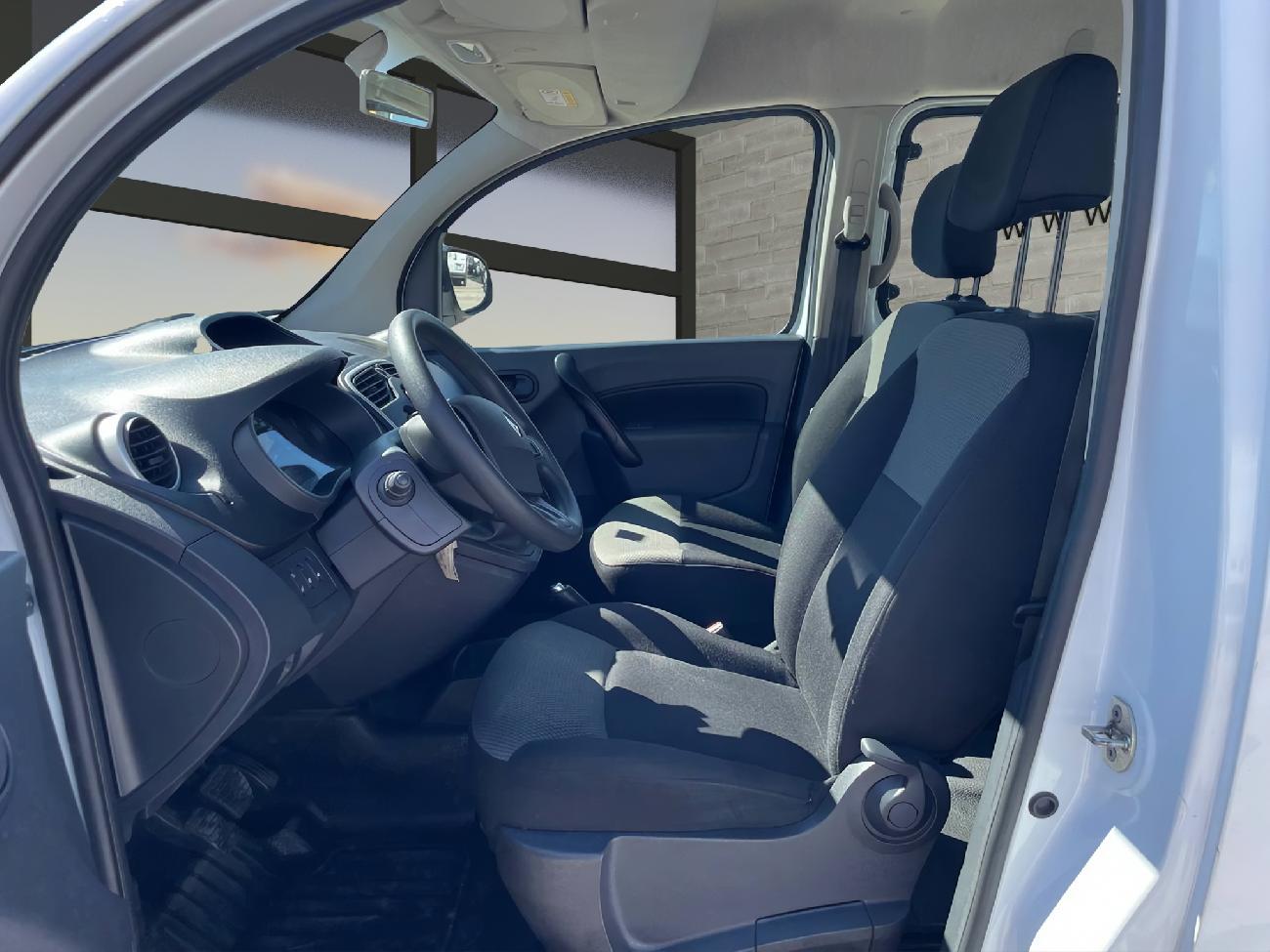 2017 Renault Kangoo KANGOO Combi 1.5dCi Energy Profesional M1-AF 75 coche de segunda mano