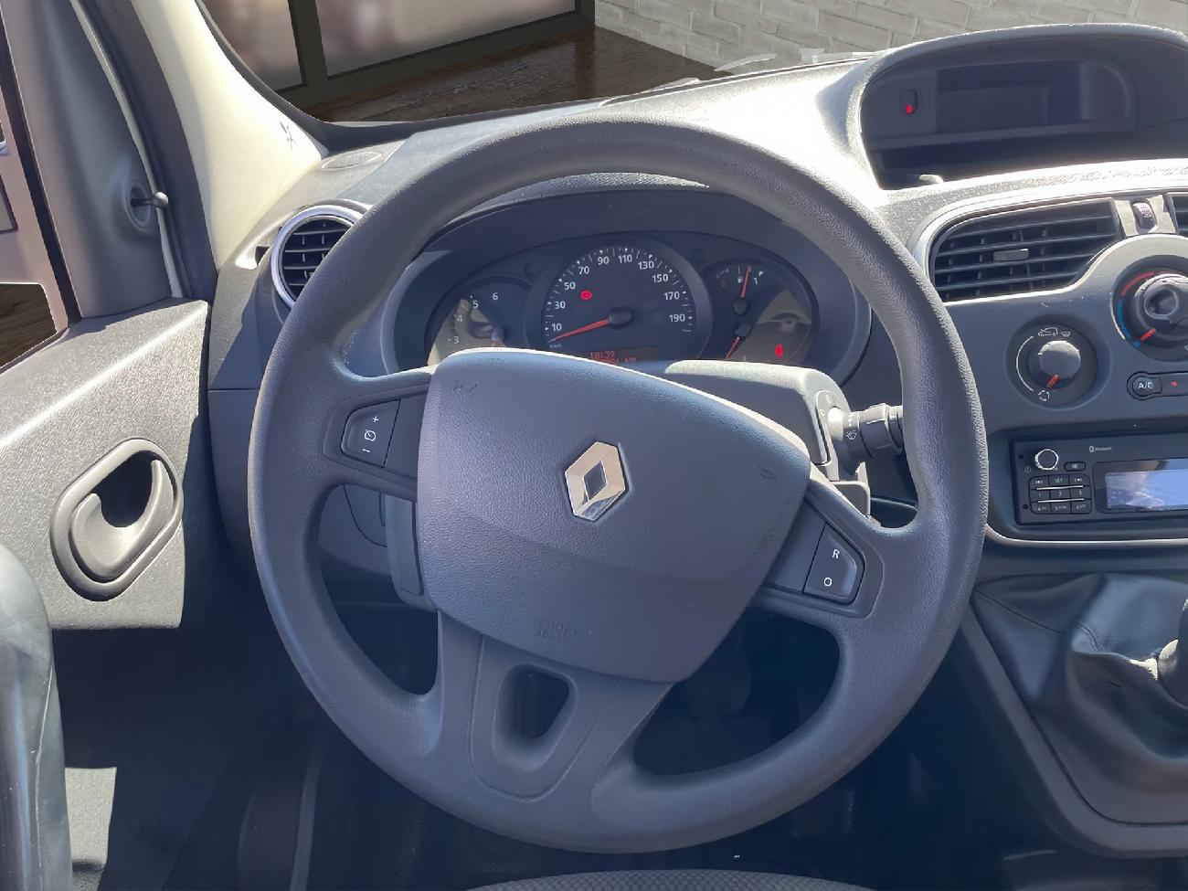 2017 Renault Kangoo KANGOO Combi 1.5dCi Energy Profesional M1-AF 75 coche de segunda mano