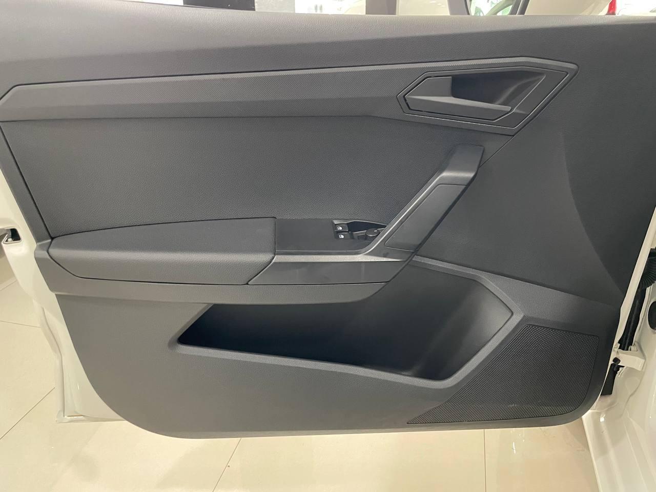 2023 Seat Ibiza Ibiza 1.0 MPI 59kW (80CV) Referencia XM coche de segunda mano