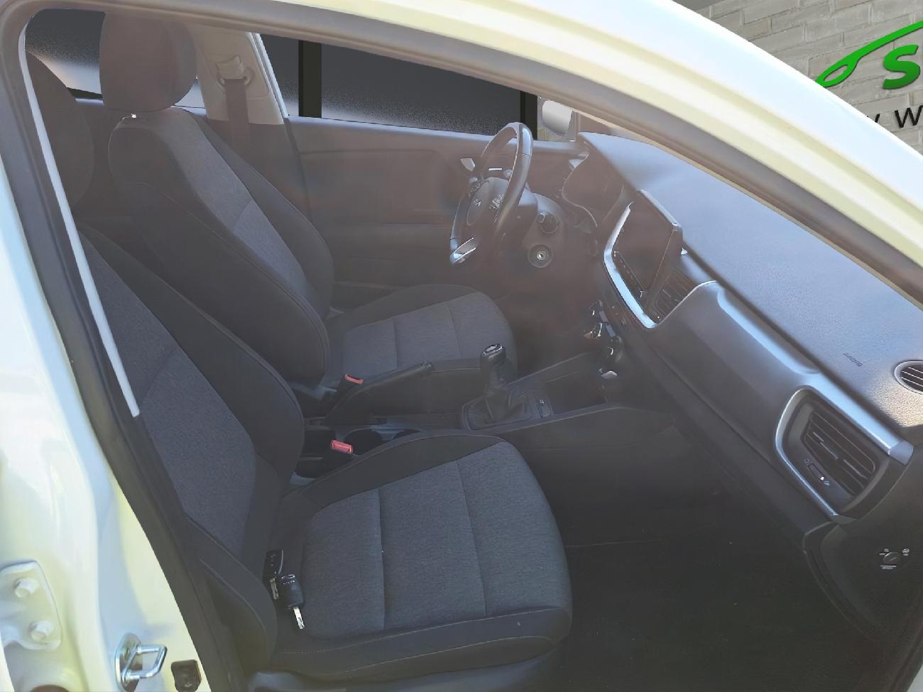 2022 KIA STONIC STONIC 1.0 T-GDi 74kW (100CV) MHEV iMT Concept coche de segunda mano