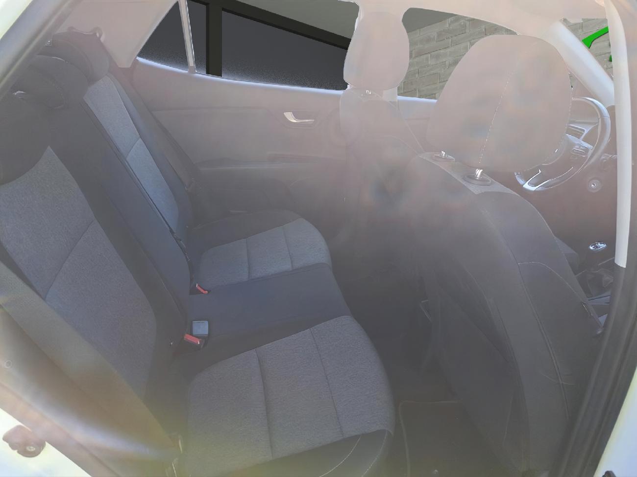 2022 KIA STONIC STONIC 1.0 T-GDi 74kW (100CV) MHEV iMT Concept coche de segunda mano