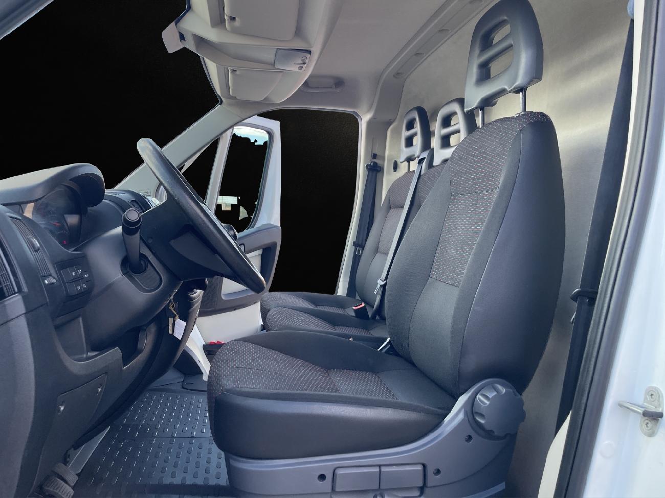 2019 Citroën Jumper Jumper Jumper BlueHDi 96KW (130CV) Furgón 35L2H2 coche de segunda mano