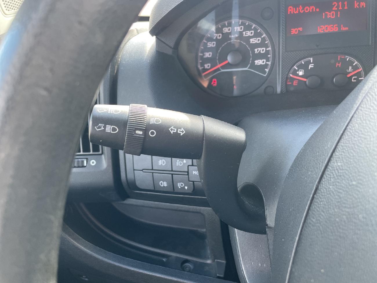 2019 Citroën Jumper Jumper Jumper BlueHDi 96KW (130CV) Furgón 35L2H2 coche de segunda mano