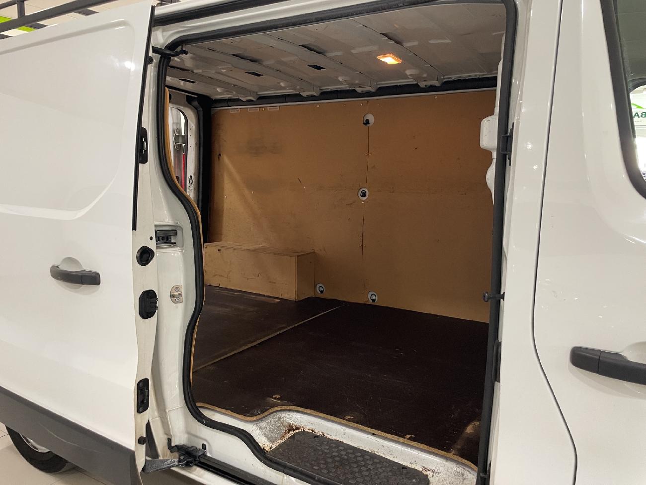 2018 Renault Trafic Trafic Furgón 29 L2H1 dCi 88kW (120CV) coche de segunda mano