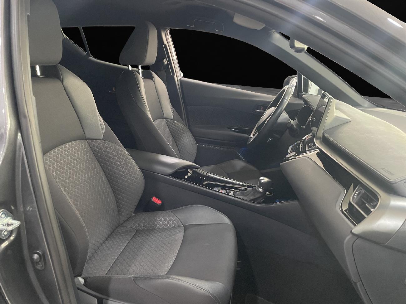 2022 Toyota C-HR C-HR 1.8 125H Active (122CV) coche de segunda mano