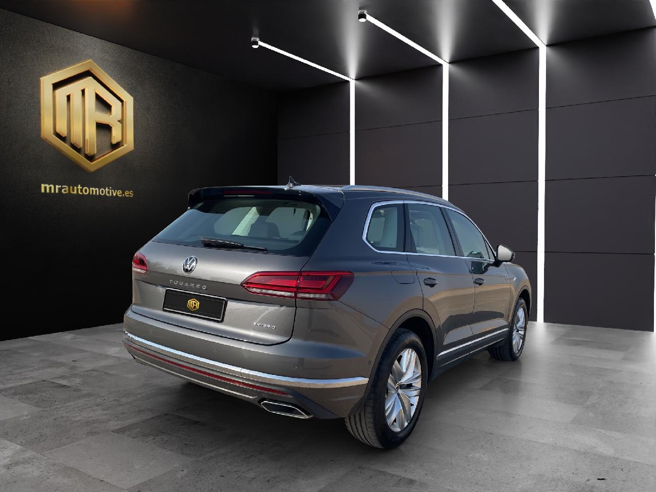 2023 Volkswagen Touareg Touareg eHybrid Eleg 3.0 V6 TSI 280kW Tip 4M coche de segunda mano