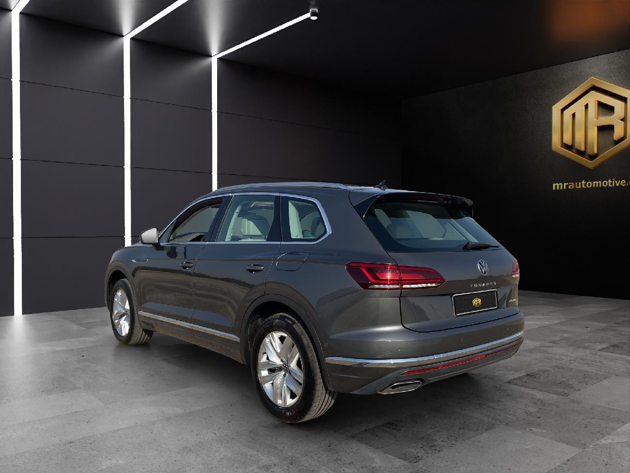 2023 Volkswagen Touareg Touareg eHybrid Eleg 3.0 V6 TSI 280kW Tip 4M coche de segunda mano
