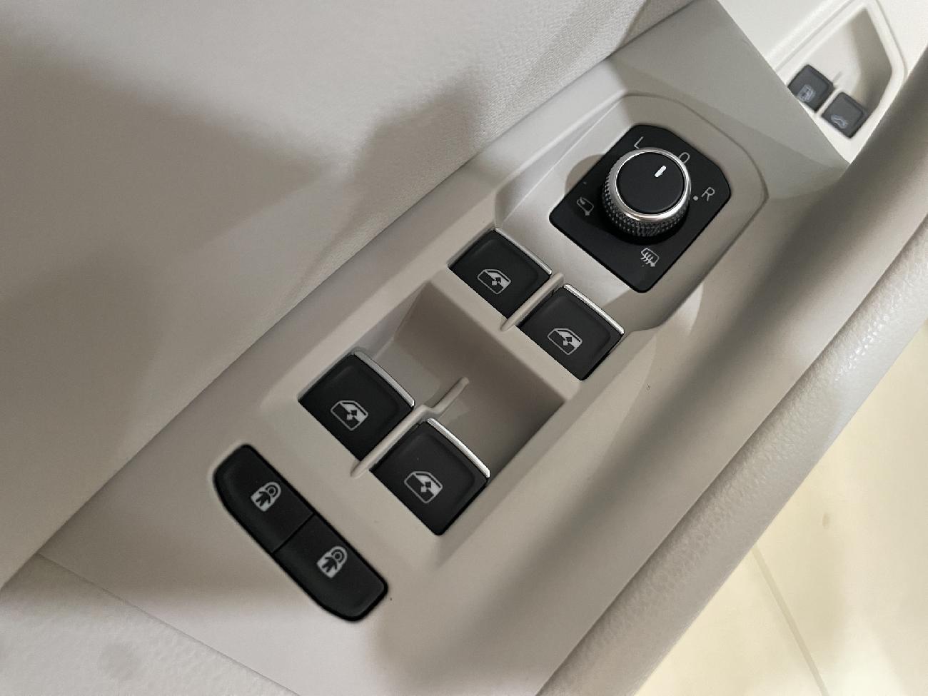 2023 Volkswagen Touareg Touareg eHybrid Eleg 3.0 V6 TSI 280kW Tip 4M coche de segunda mano