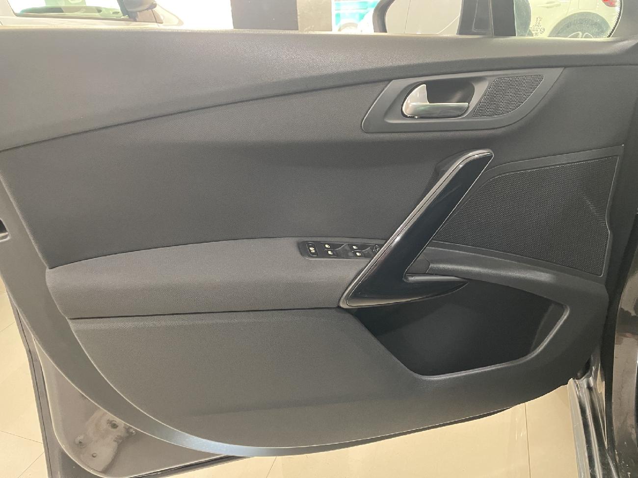 2011 Peugeot 508 508 SW 2.0 HDI Active 163 coche de segunda mano
