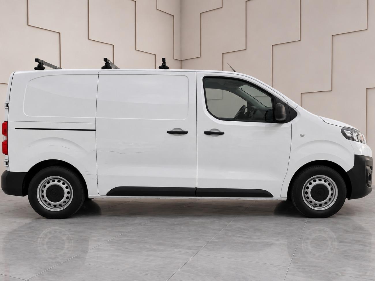 2021 Citroën Jumpy Jumpy Talla M BlueHDi 100 S&S 6v Control furgón coche de segunda mano