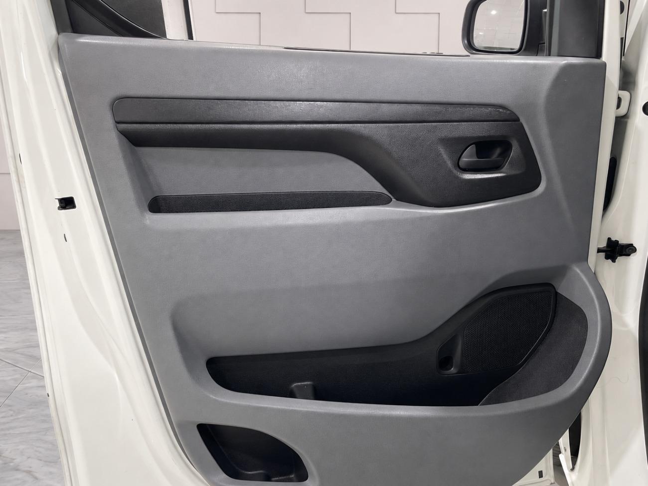 2021 Citroën Jumpy Jumpy Talla M BlueHDi 100 S&S 6v Control furgón coche de segunda mano