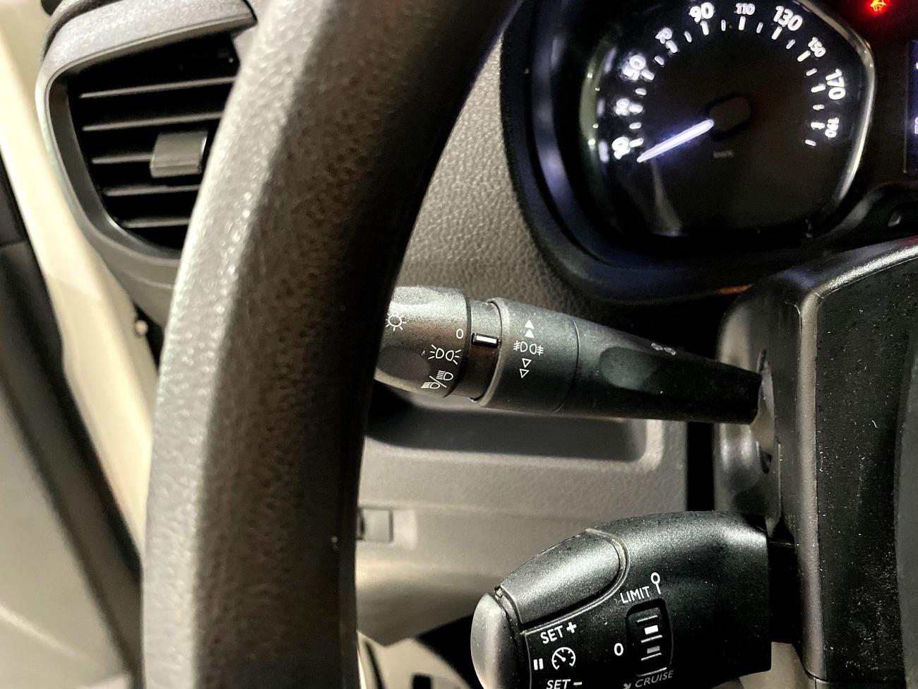 2021 Citroën Jumpy Jumpy Talla M BlueHDi 100 S&S 6v Control furgón coche de segunda mano