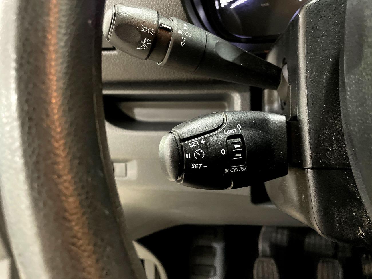 2021 Citroën Jumpy Jumpy Talla M BlueHDi 100 S&S 6v Control furgón coche de segunda mano