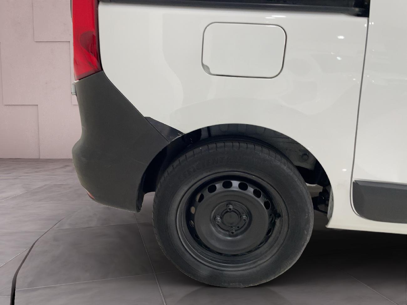 2020 Dacia Dokker Dokker Van Essential 1.6 80kW (110CV) GLP  coche de segunda mano