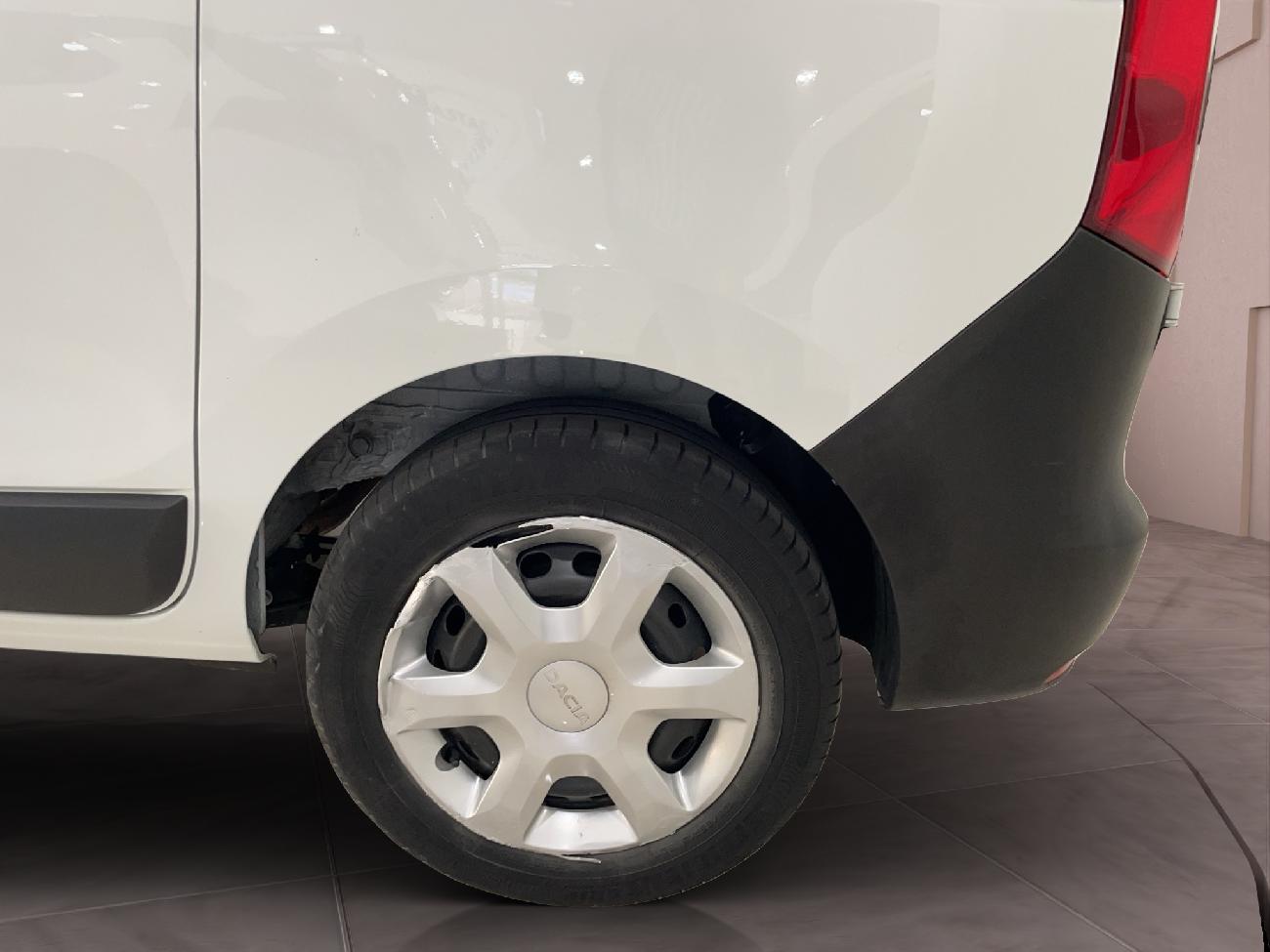 2020 Dacia Dokker Dokker Van Essential 1.6 80kW (110CV) GLP  coche de segunda mano