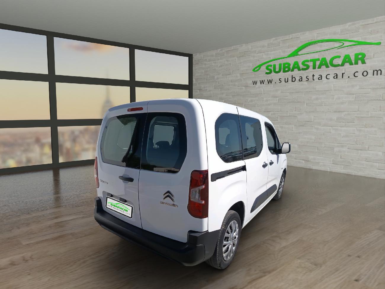 2022 Citroën Berlingo Berlingo Talla M BlueHDi 100 S&S LIVE PACK coche de segunda mano