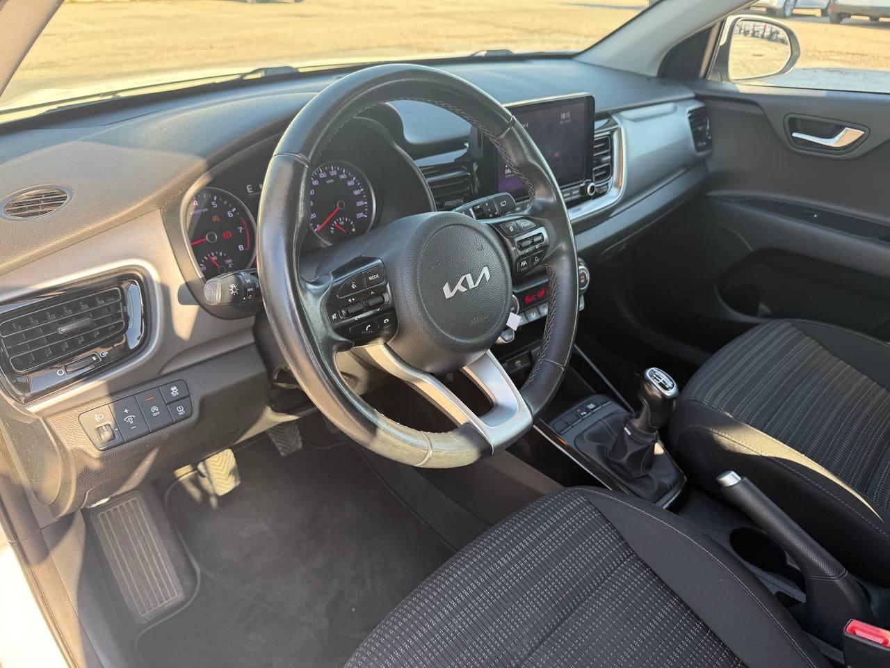 2022 KIA STONIC STONIC 1.0 T-GDi 74kW (100CV) MHEV iMT Drive coche de segunda mano
