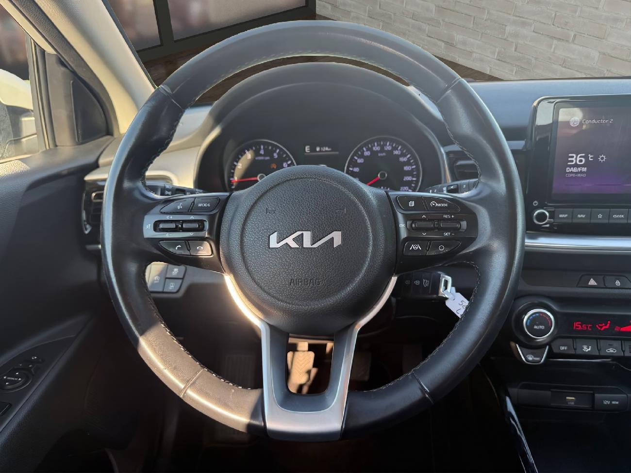 2022 KIA STONIC STONIC 1.0 T-GDi 74kW (100CV) MHEV iMT Drive coche de segunda mano