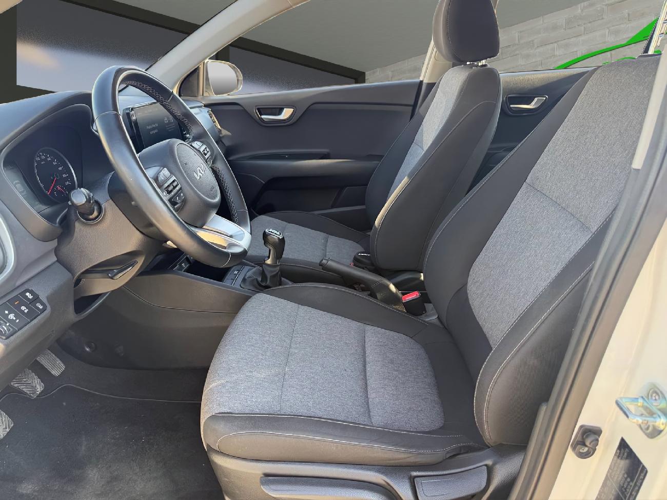 2023 KIA STONIC STONIC 1.0 T-GDi 74kW (100CV) MHEV iMT Concept coche de segunda mano
