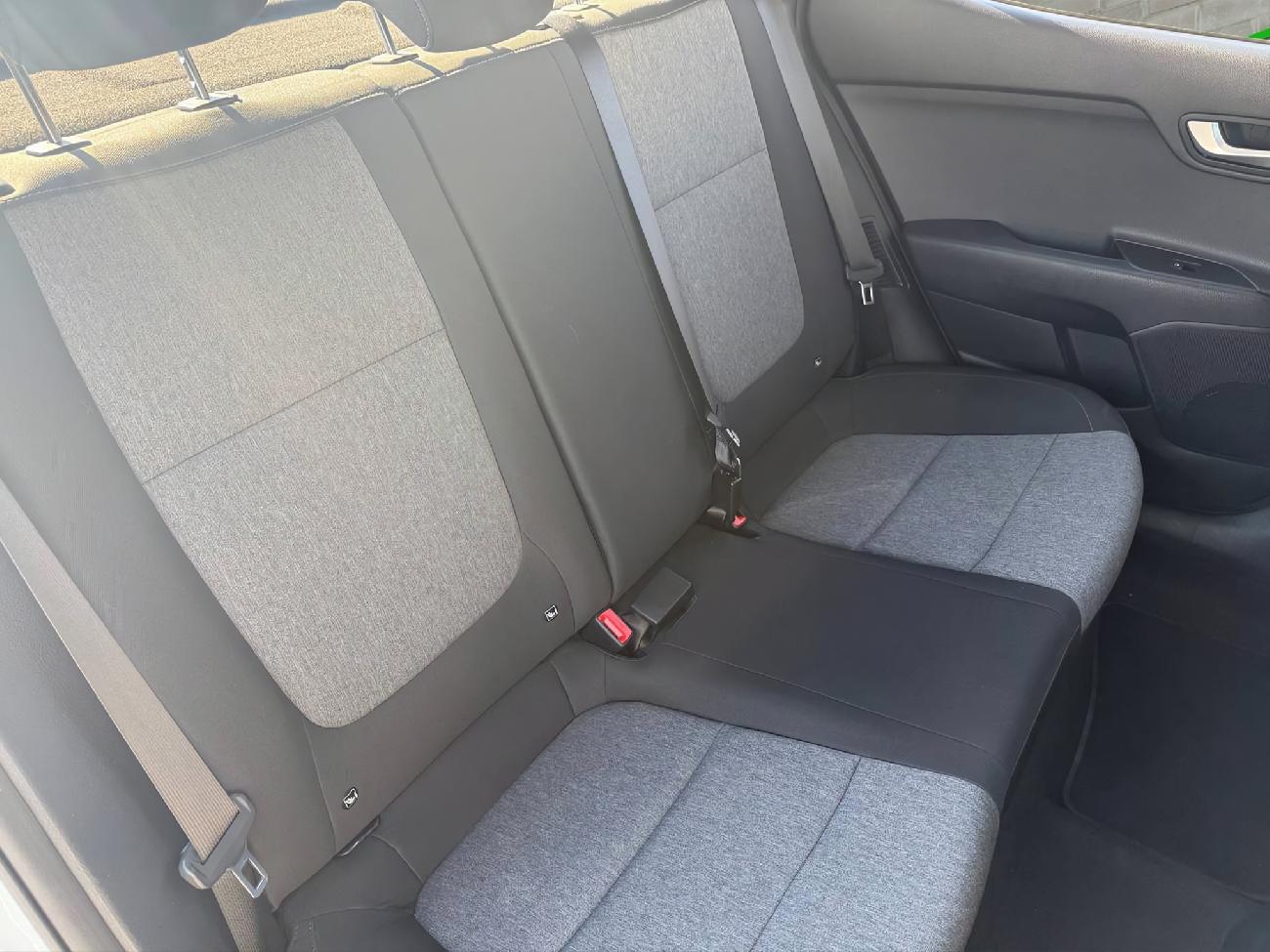 2023 KIA STONIC STONIC 1.0 T-GDi 74kW (100CV) MHEV iMT Concept coche de segunda mano