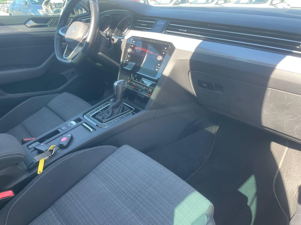 2022 Volkswagen Passat Passat Variant Executive 2.0 TDI 110kW DSG coche de segunda mano