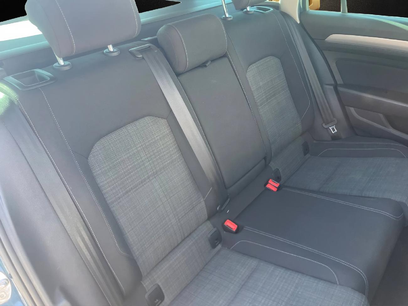 2022 Volkswagen Passat Passat Variant Executive 2.0 TDI 110kW DSG coche de segunda mano