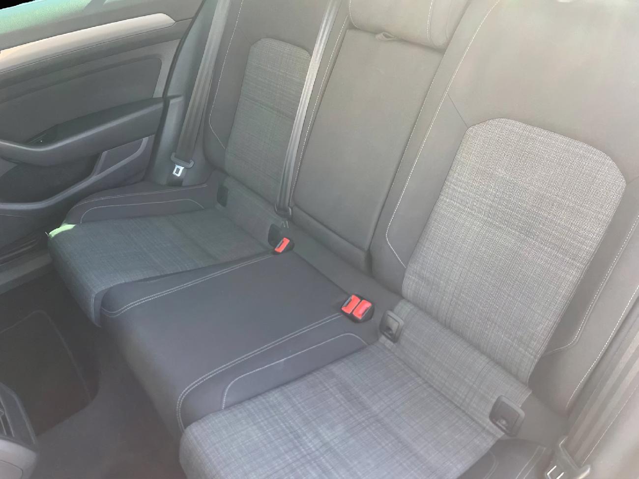 2022 Volkswagen Passat Passat Variant Executive 2.0 TDI 110kW DSG coche de segunda mano