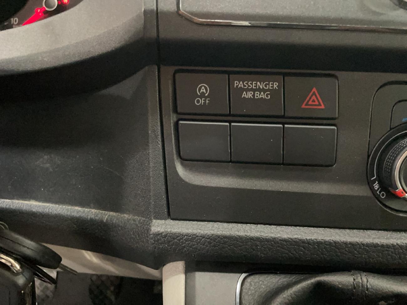2019 Volkswagen Transporter Transporter Furgón Largo TN 2.0 TDI 75kW (102CV) BMT coche de segunda mano
