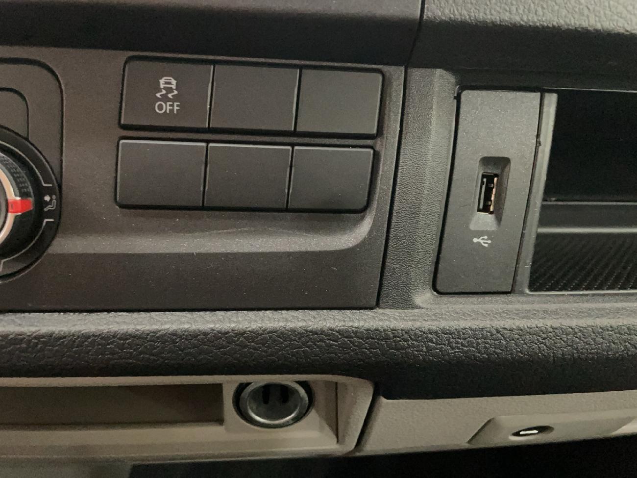 2019 Volkswagen Transporter Transporter Furgón Largo TN 2.0 TDI 75kW (102CV) BMT coche de segunda mano
