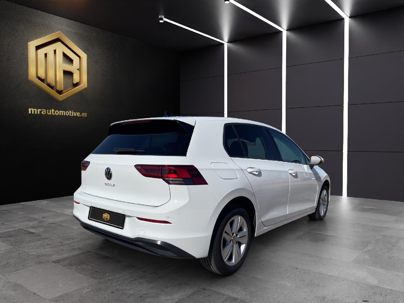 2022 Volkswagen Golf Golf Life 1.0 TSI 81kW 110CV coche de segunda mano