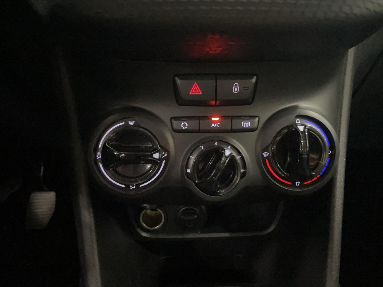2017 Peugeot 208 208 1.6 BlueHDi Style 75 5p coche de segunda mano