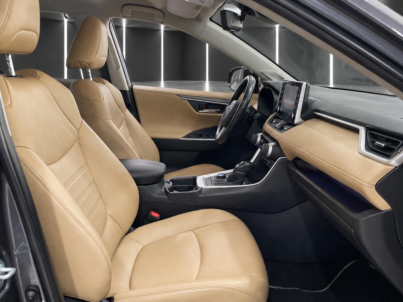 2021 Toyota RAV4 RAV4 2.5l 220H Luxury 4WD coche de segunda mano