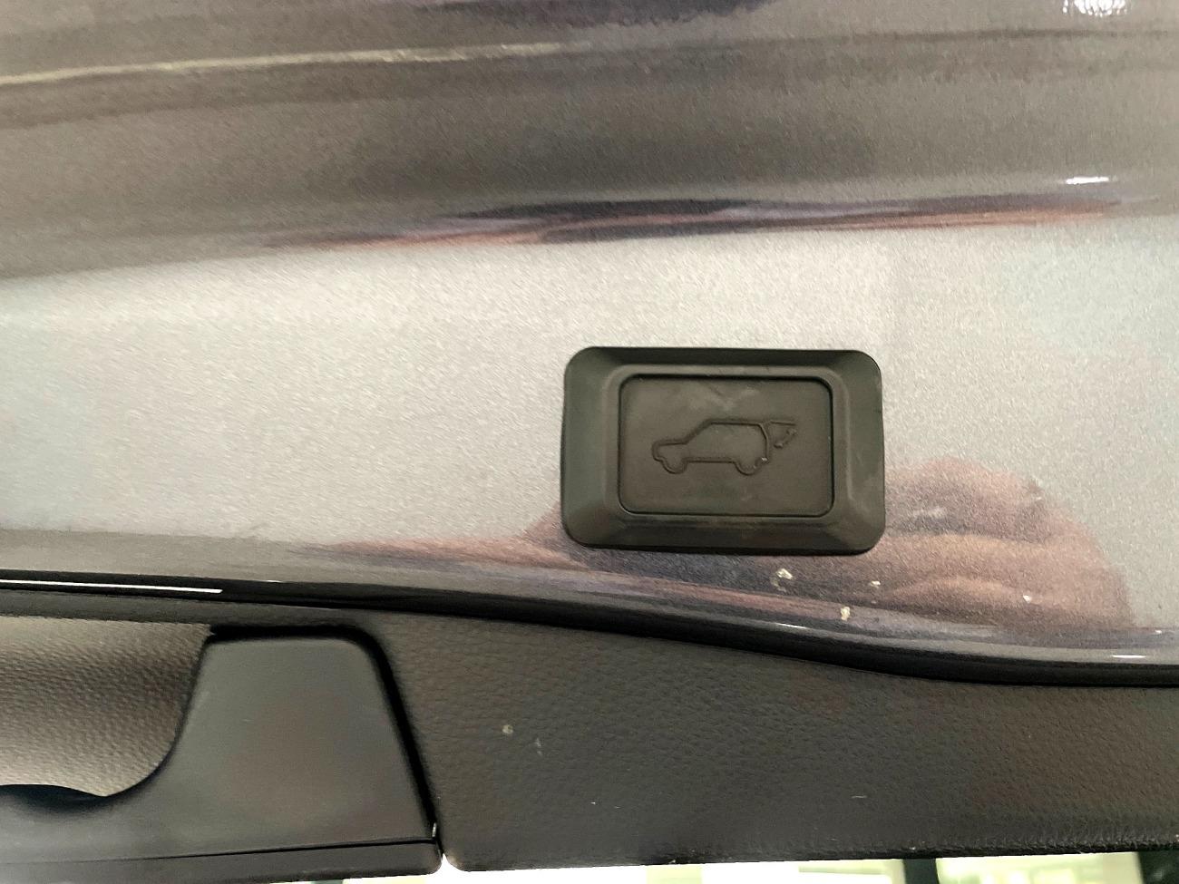 2021 Toyota RAV4 RAV4 2.5l 220H Luxury 4WD coche de segunda mano