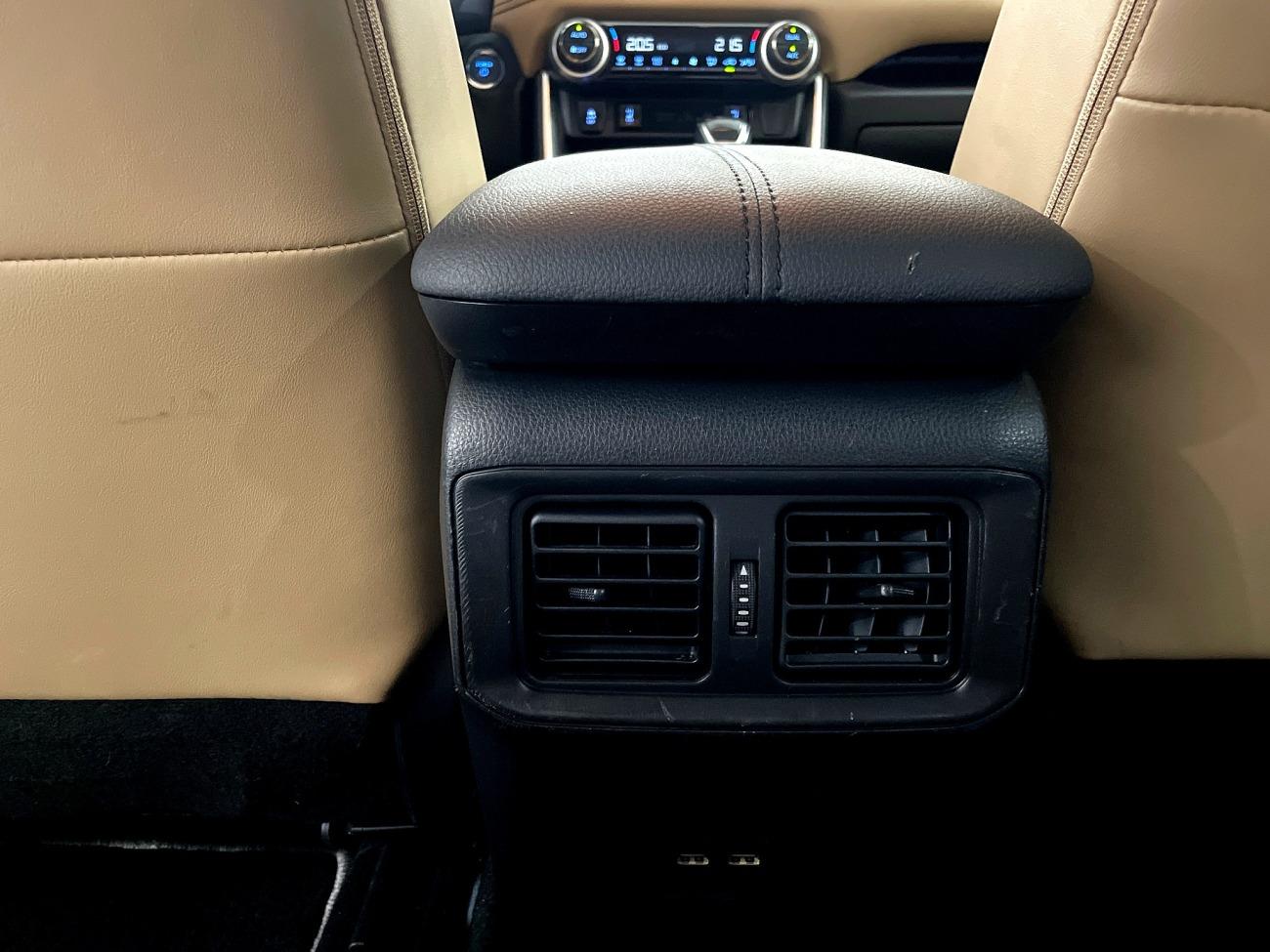 2021 Toyota RAV4 RAV4 2.5l 220H Luxury 4WD coche de segunda mano