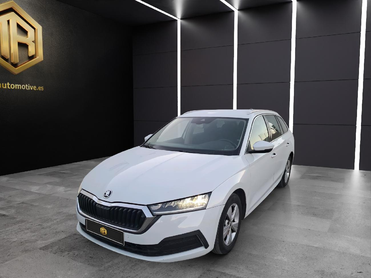 2022 Skoda Octavia Octavia Combi 1.0 TSI 81kW(110CV) DSG mHEV Ambi. coche de segunda mano