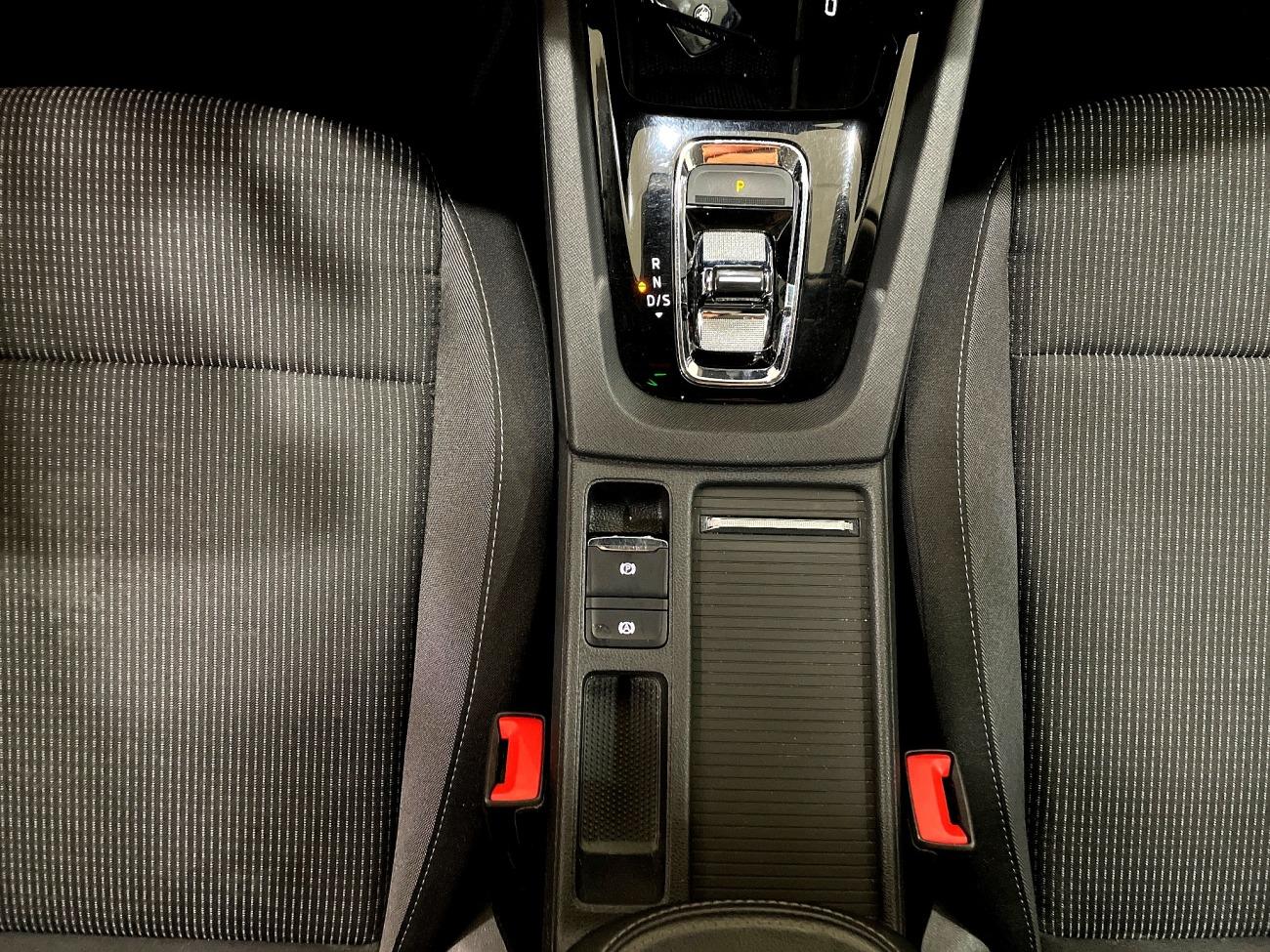 2022 Skoda Octavia Octavia Combi 1.0 TSI 81kW(110CV) DSG mHEV Ambi. coche de segunda mano
