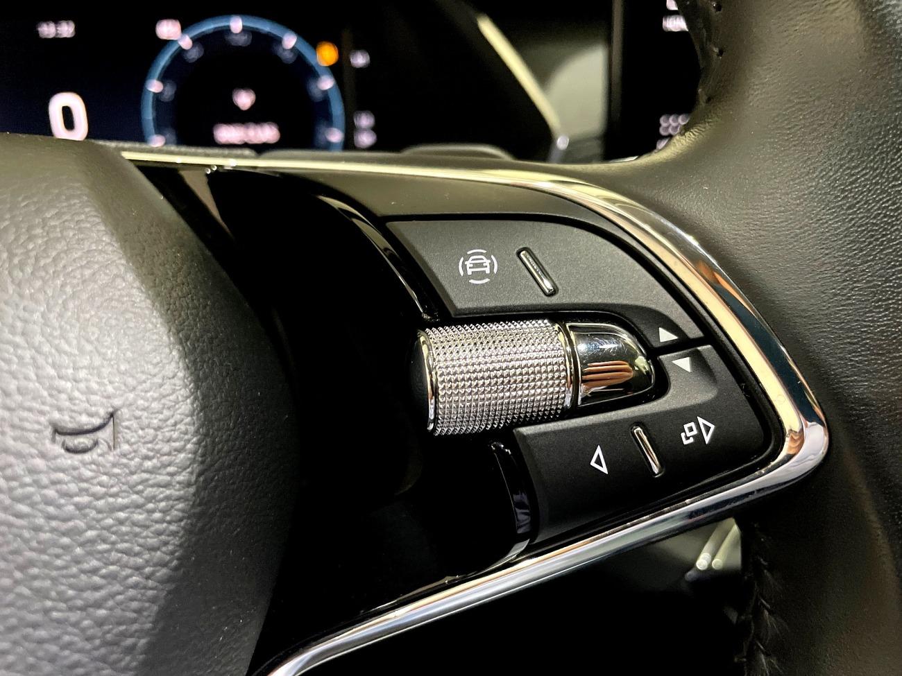 2022 Skoda Octavia Octavia Combi 1.0 TSI 81kW(110CV) DSG mHEV Ambi. coche de segunda mano