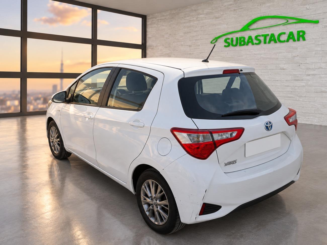 2019 Toyota Yaris Yaris 1.5 100H Active 100CV coche de segunda mano