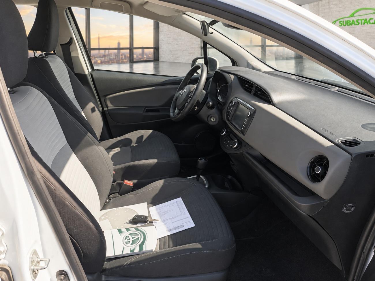 2019 Toyota Yaris Yaris 1.5 100H Active 100CV coche de segunda mano