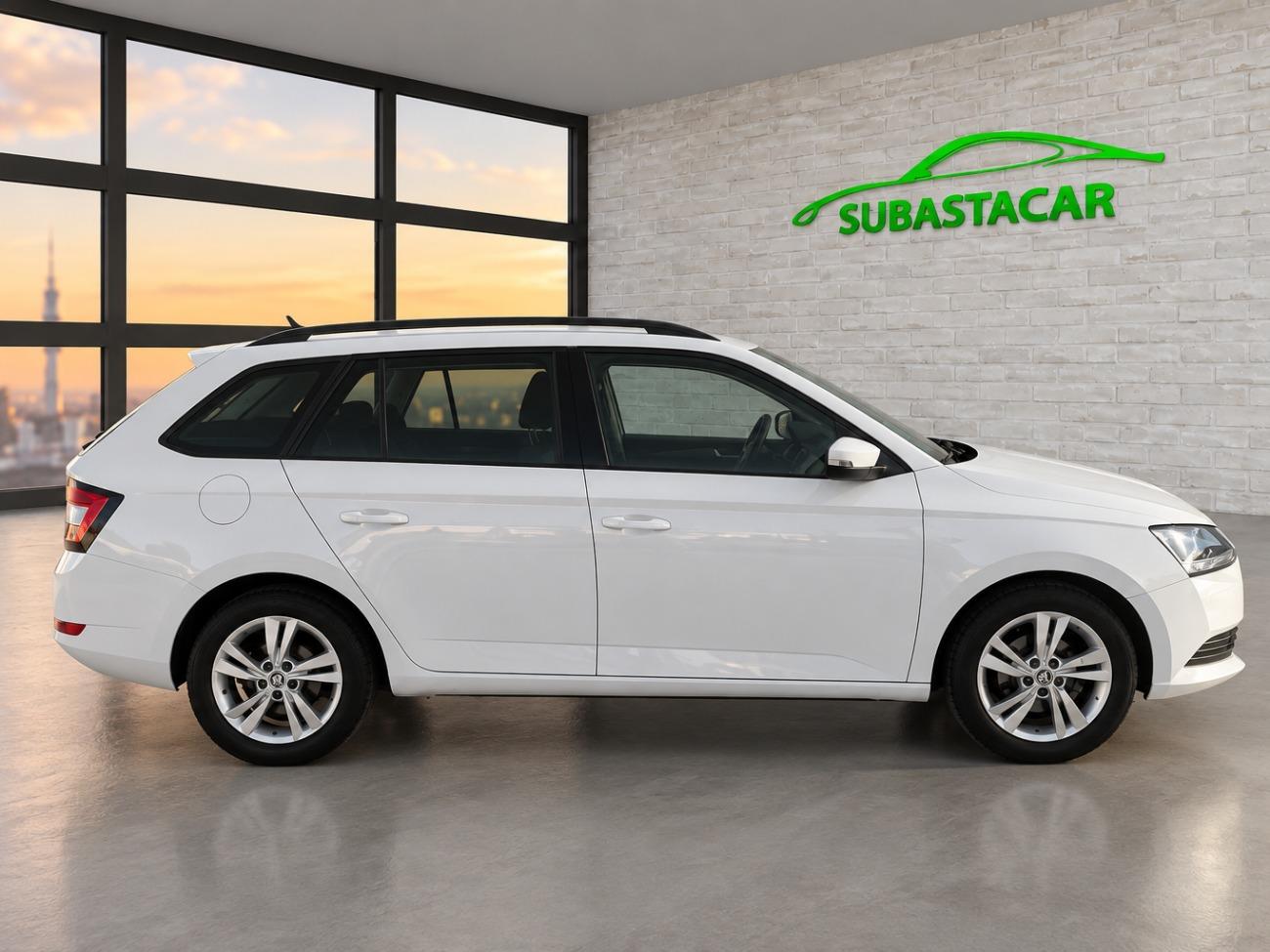 2022 Skoda Fabia Fabia Combi 1.0 TSI 70KW (95cv) Ambition coche de segunda mano