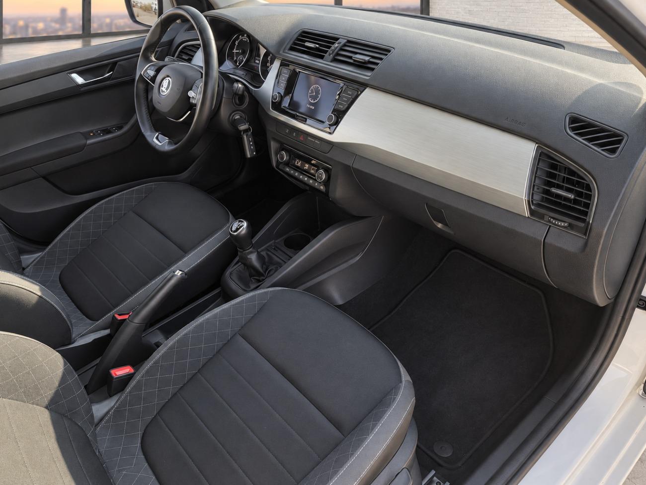 2022 Skoda Fabia Fabia Combi 1.0 TSI 70KW (95cv) Ambition coche de segunda mano
