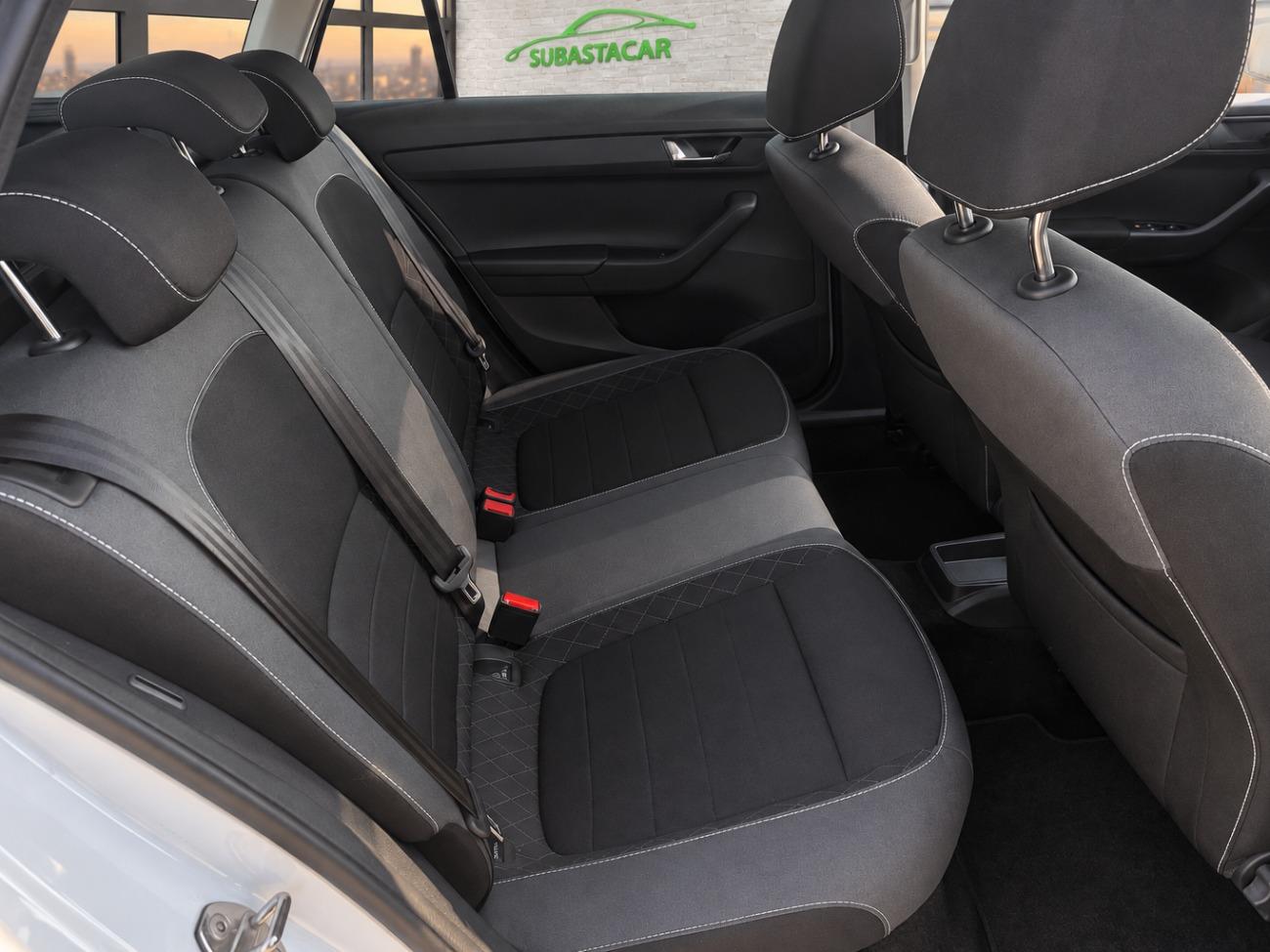 2022 Skoda Fabia Fabia Combi 1.0 TSI 70KW (95cv) Ambition coche de segunda mano