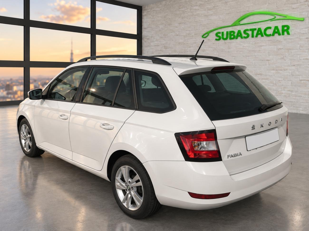 2022 Skoda Fabia Fabia Combi 1.0 TSI 70KW (95cv) Ambition coche de segunda mano