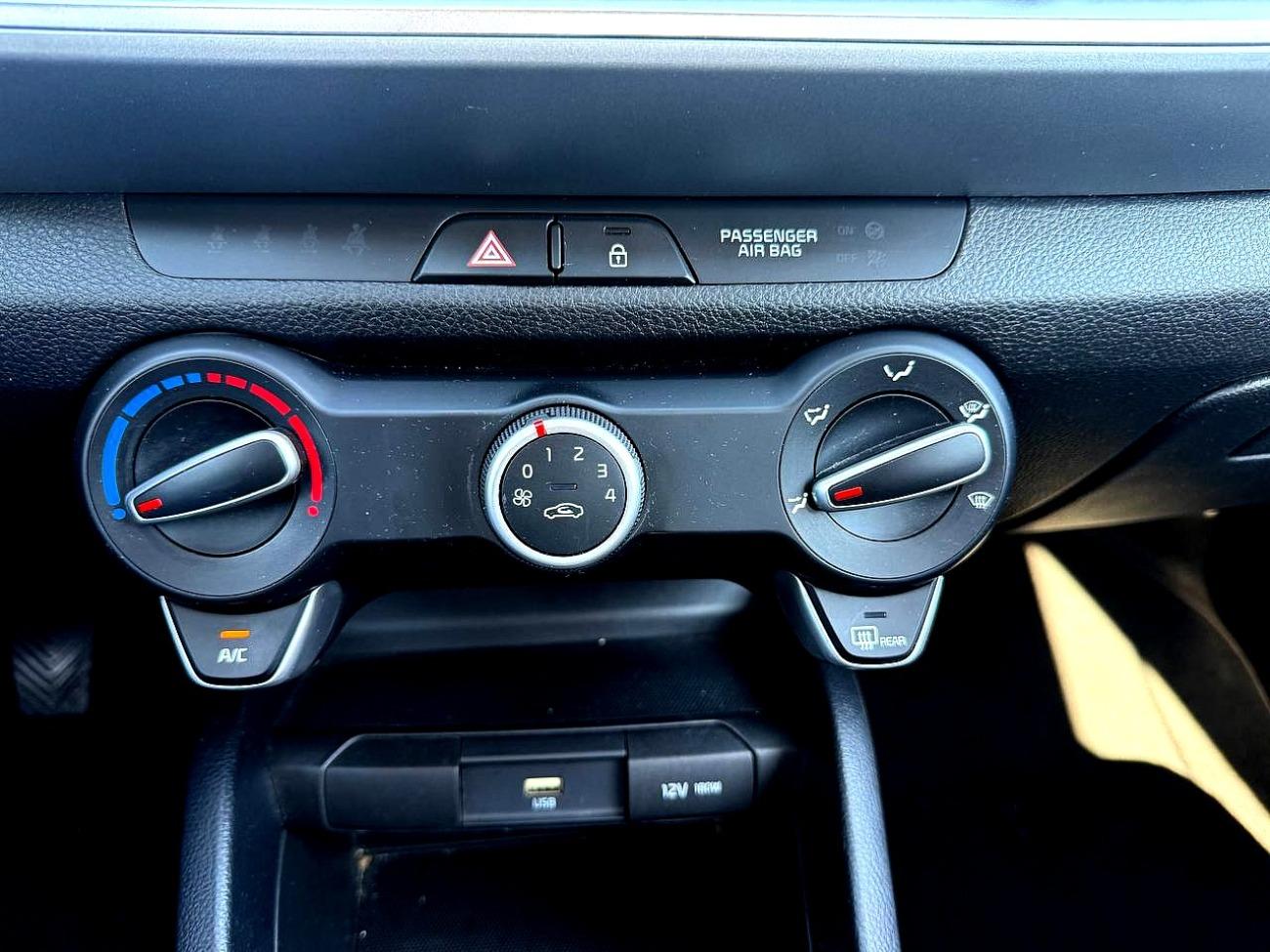 2022 KIA STONIC STONIC 1.0 T-GDi 74kW (100CV) MHEV iMT Concept coche de segunda mano