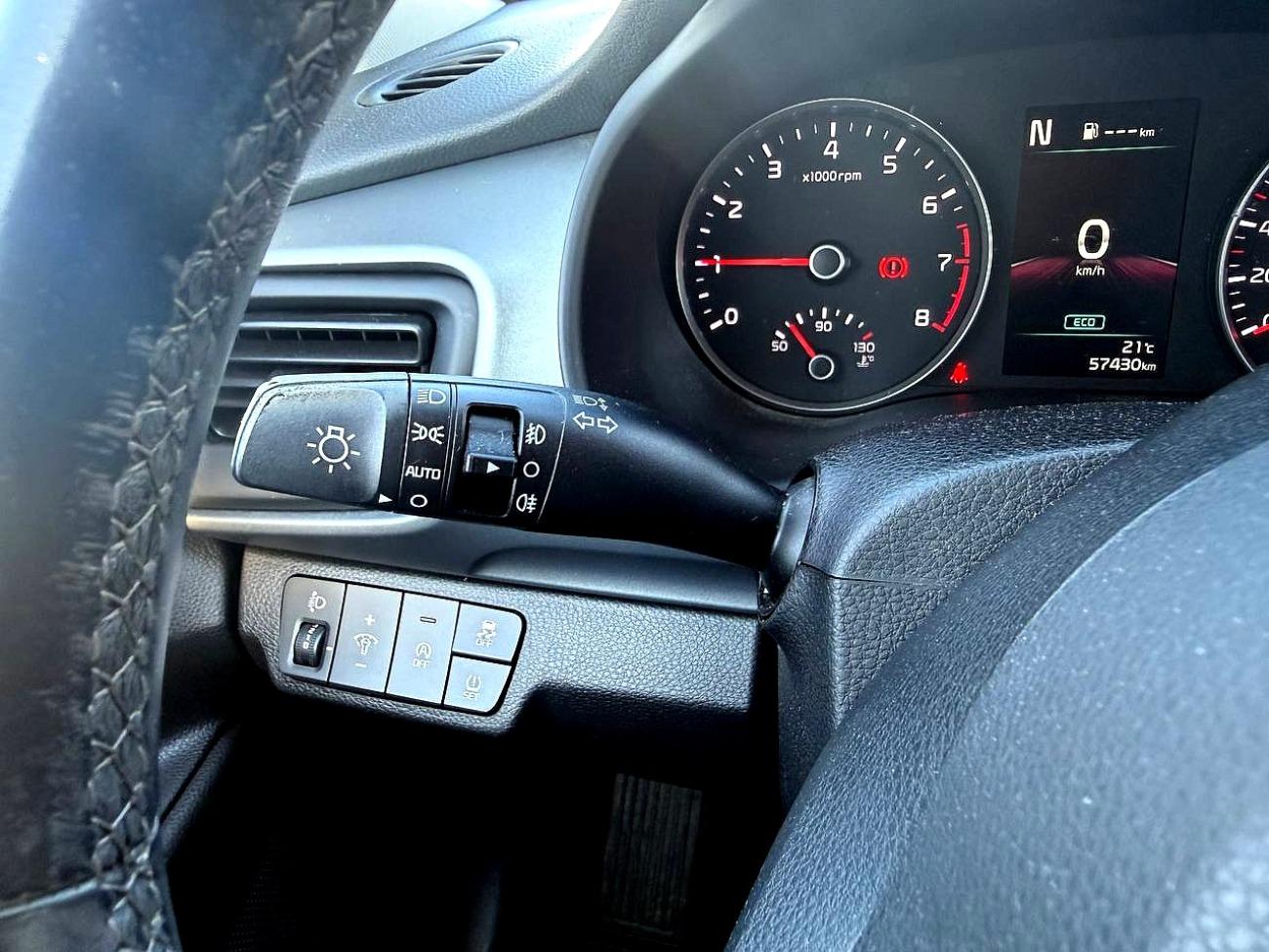 2022 KIA STONIC STONIC 1.0 T-GDi 74kW (100CV) MHEV iMT Concept coche de segunda mano