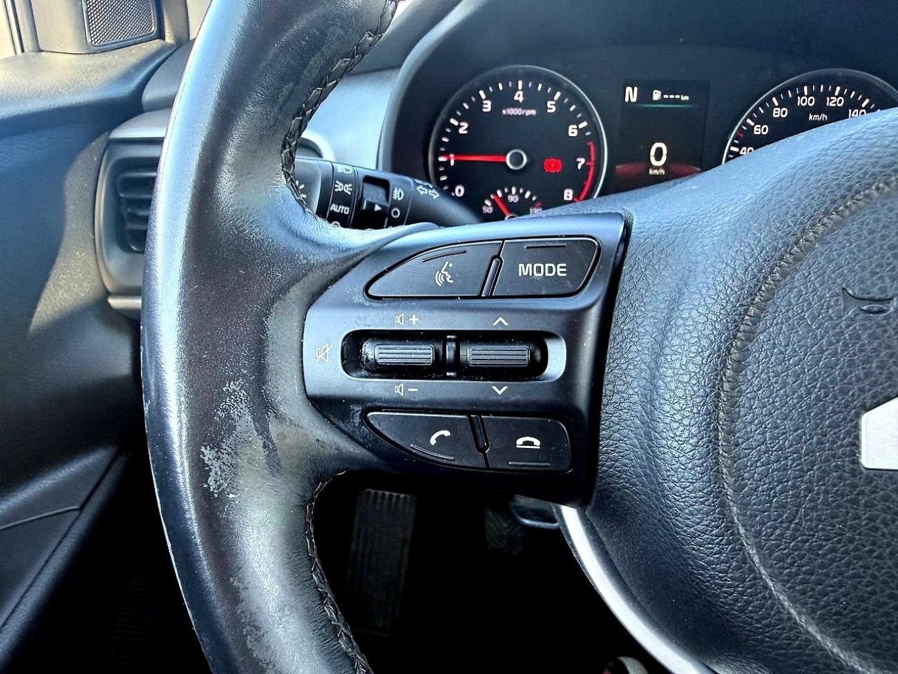 2022 KIA STONIC STONIC 1.0 T-GDi 74kW (100CV) MHEV iMT Concept coche de segunda mano