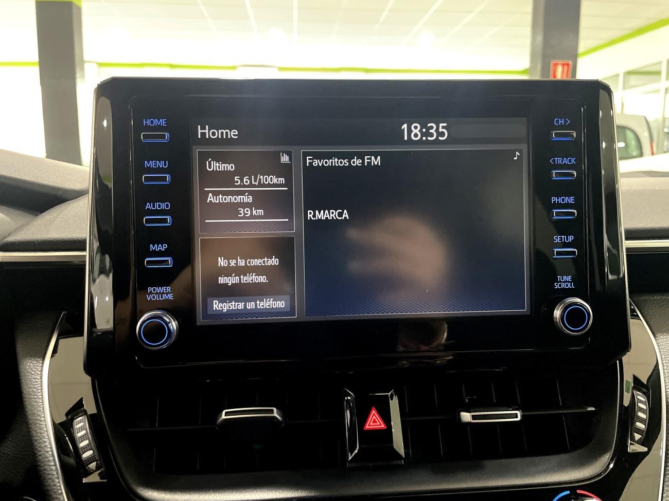 2022 Toyota Corolla Corolla  1.8 125H BUSINESS PLUS E-CVT TOU SPORT coche de segunda mano